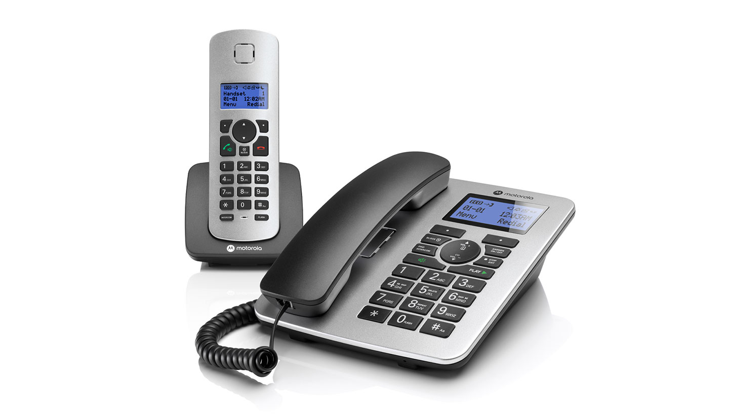 C4201 Corded Telephone and Digital Cordless Handset with Answering Machine - Left - Product image